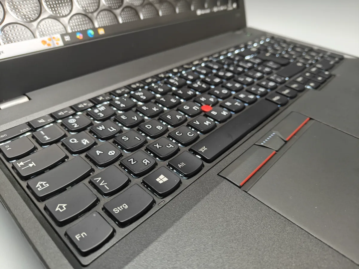 Ноутбук Lenovo ThinkPad T560 вживаний - фото 6