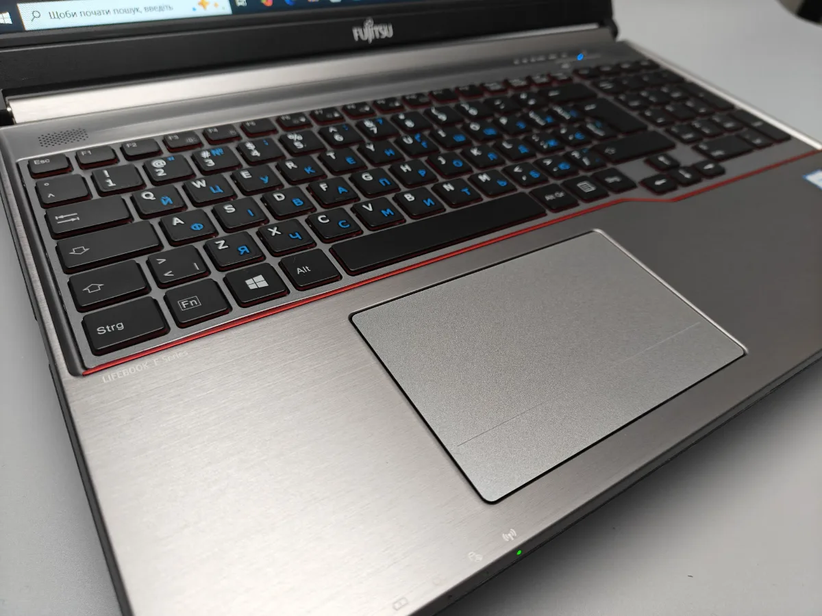 Ноутбук Fujitsu LifeBook E756 вживаний - фото 6