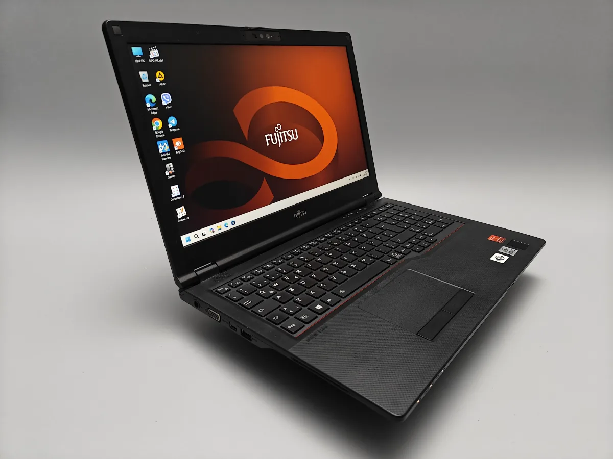 Ноутбук Fujitsu Lifebook E5510 вживаний - фото 2