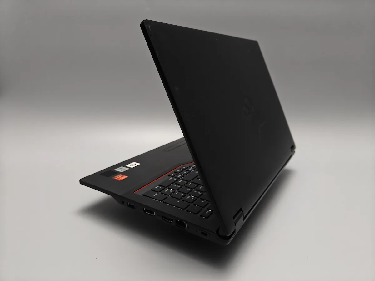 Ноутбук Fujitsu Lifebook E5510 вживаний - фото 4