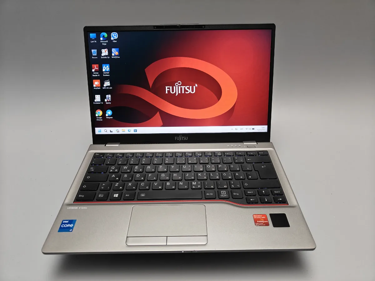 Ноутбук Fujitsu Lifebook U7411 вживаний