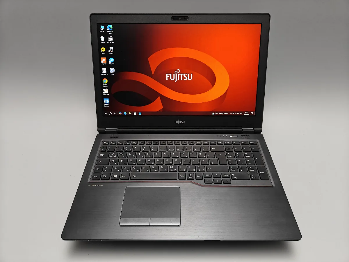 Ноутбук Fujitsu Lifebook U759 вживаний