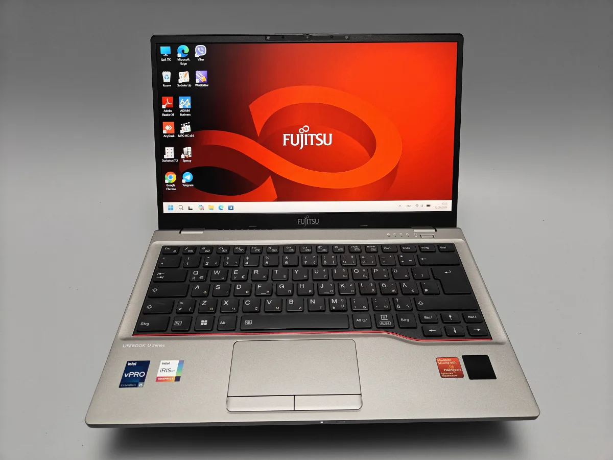 Ноутбук Fujitsu Lifebook U7412 вживаний