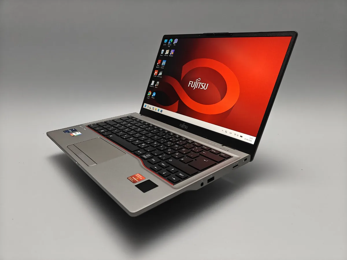 Ноутбук Fujitsu Lifebook U7412 вживаний - фото 3