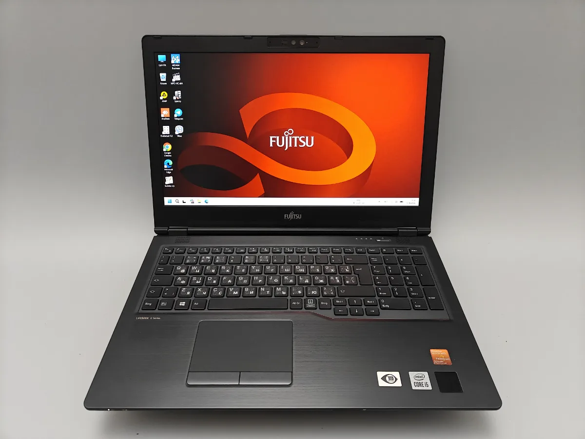 Ноутбук Fujitsu Lifebook U7510 вживаний