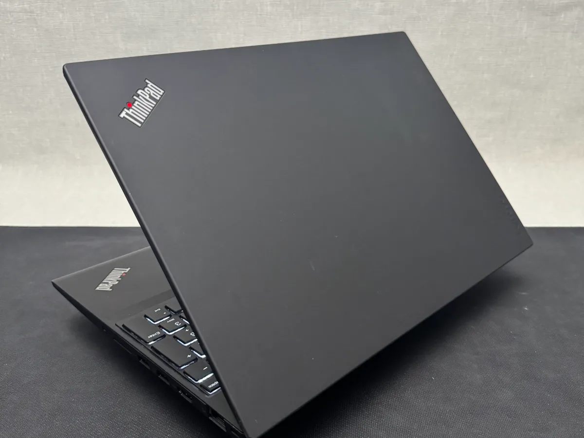 Ноутбук Lenovo ThinkPad E15 вживаний - фото 6