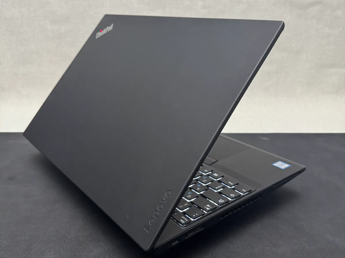 Ноутбук Lenovo ThinkPad E15 вживаний - фото 5